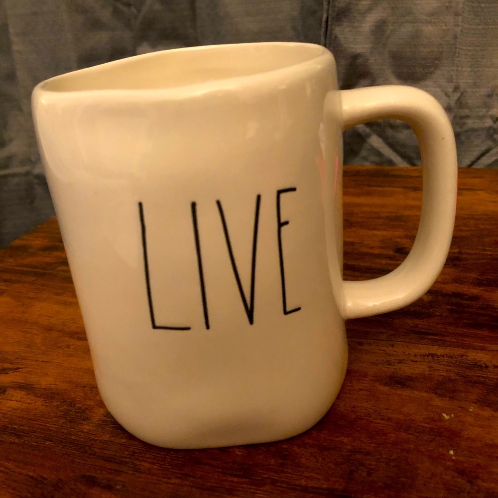 Live Rae Dunn Mug